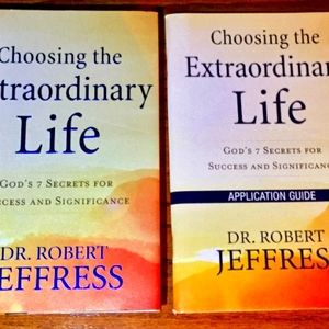 Choosing The Extraordinary Life, by Dr. Robert Jeffress **2 BOOK PKG***